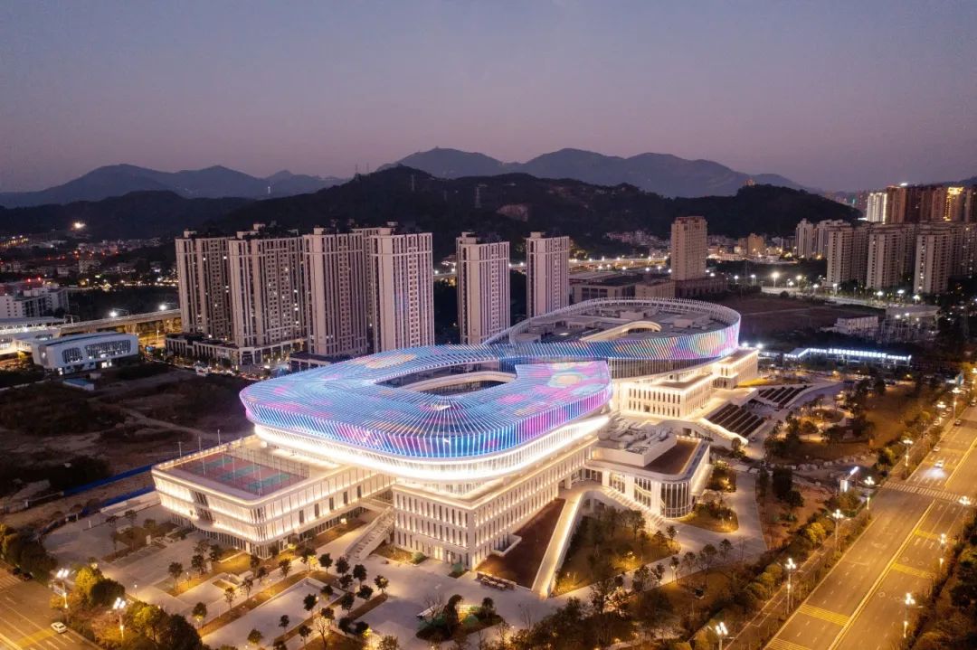 臺風暴雨都不怕？揭秘福州新地標建筑的照明科技