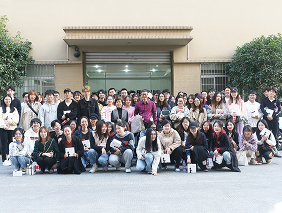 推進人才培養(yǎng)新模式，浙大學(xué)子走進勇電參觀學(xué)習(xí)